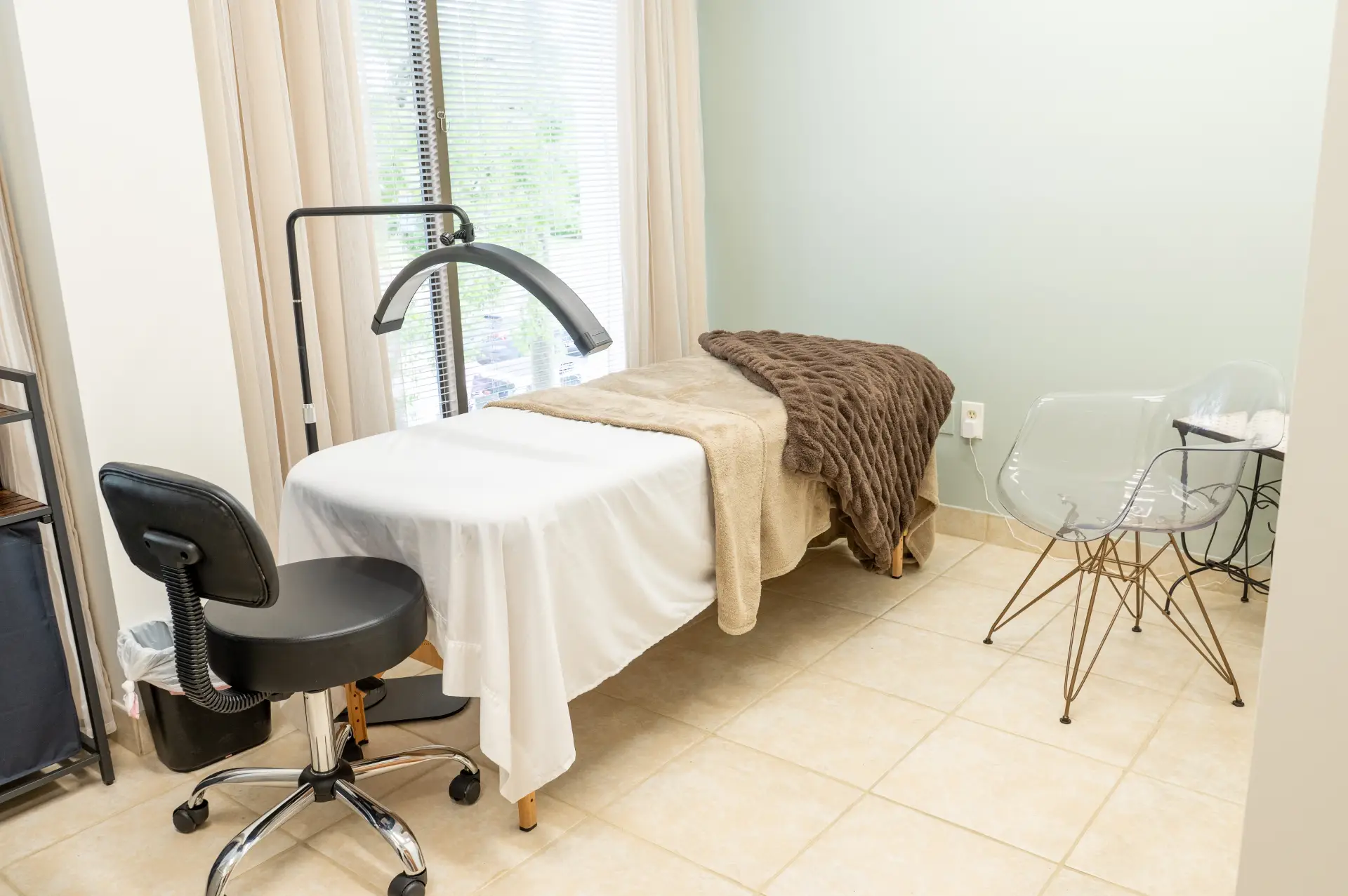 Client Consultation at NUR Med Spa